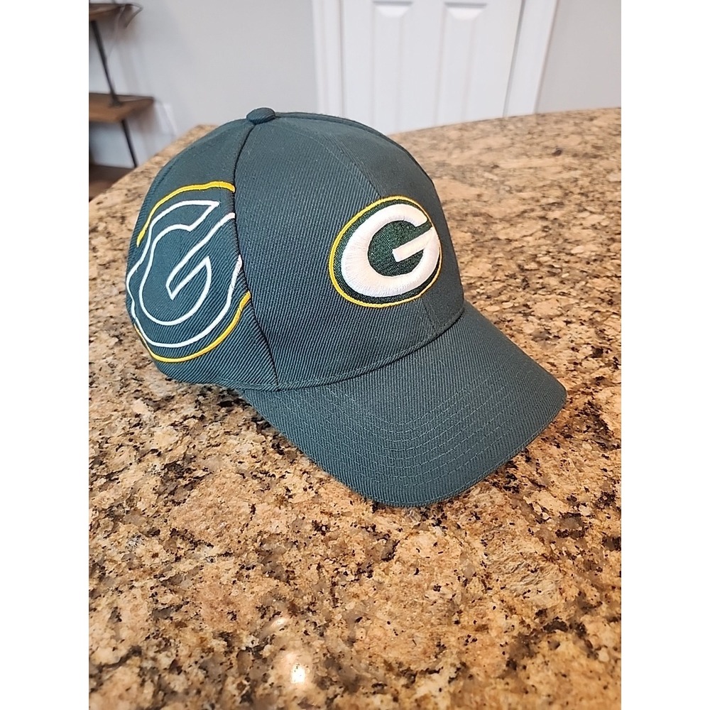 Green Bay‎ Packers Vintage Reebok Hat Cap NFL Team Apparel Adjustable